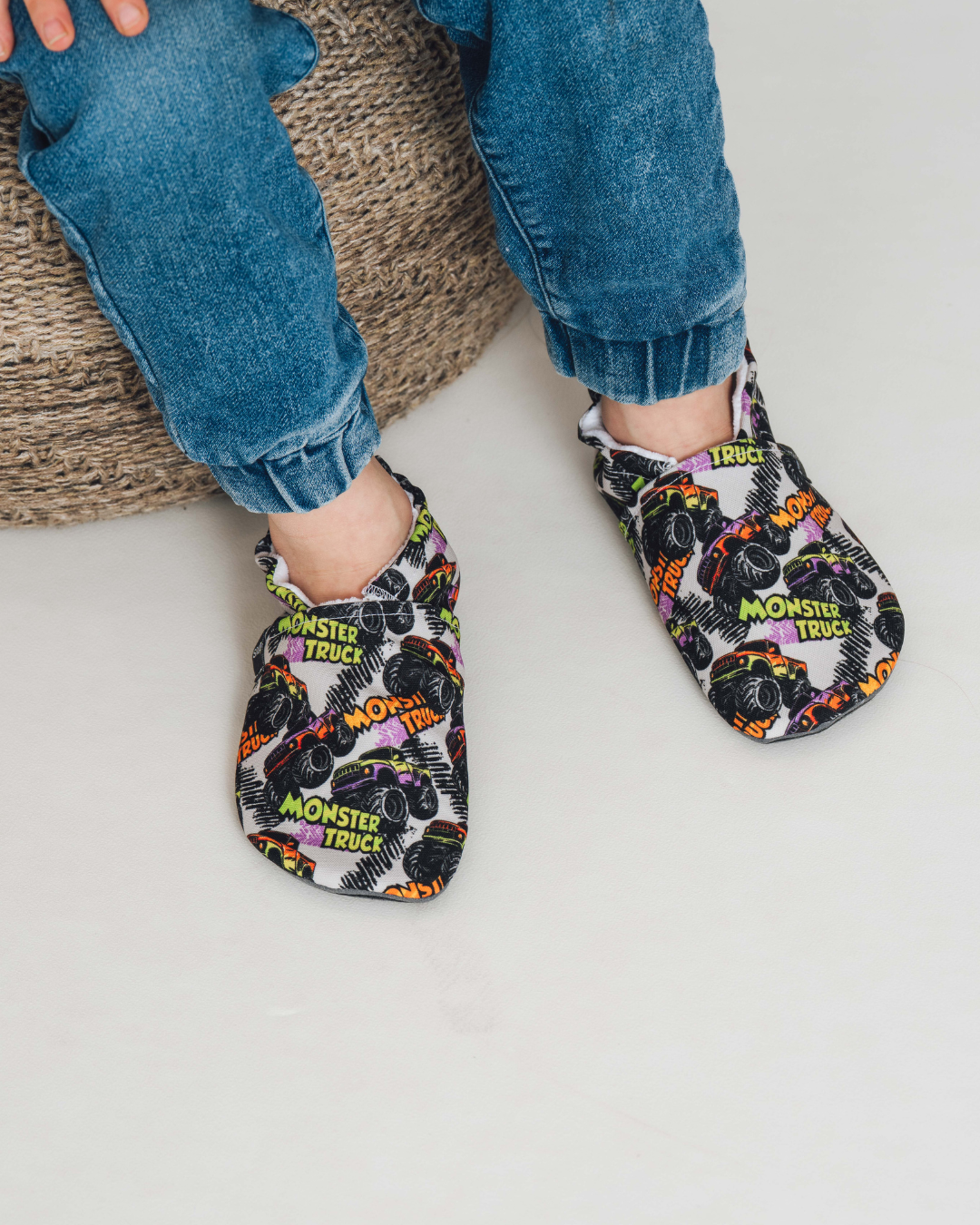 Barfußschuhe Monstertrucks